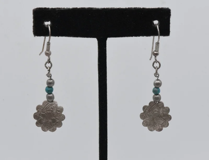 ladies earrings polishing-Vintage Silver and Turquoise Dangle Earrings