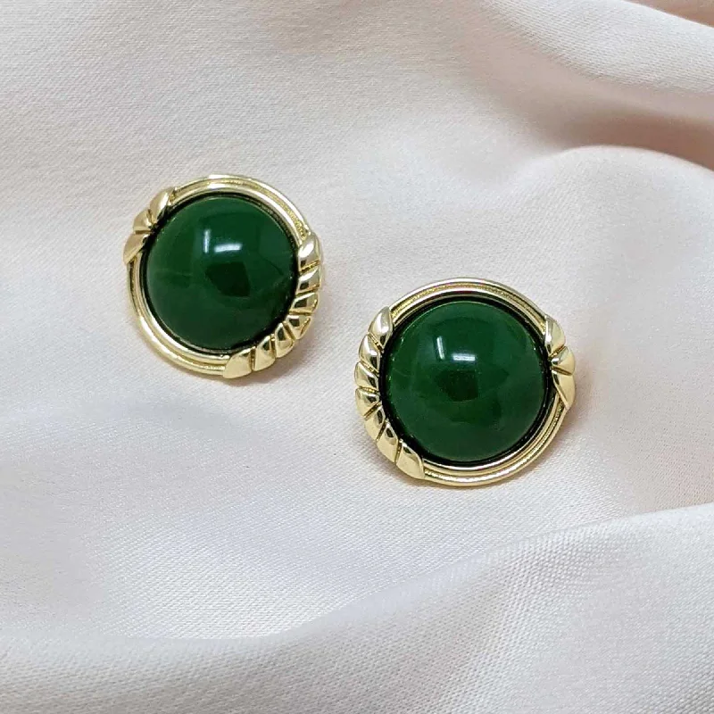 ladies earrings vintage inspired-Cordelia Green Resin Clip On Earrings