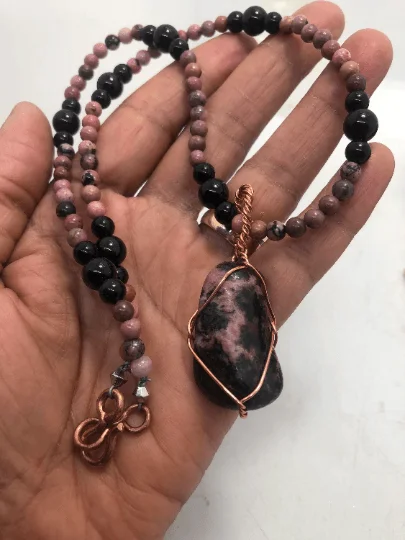 Ladies necklaces travel vibe -20 inch Rhodonite and Black Tourmaline Beaded necklace