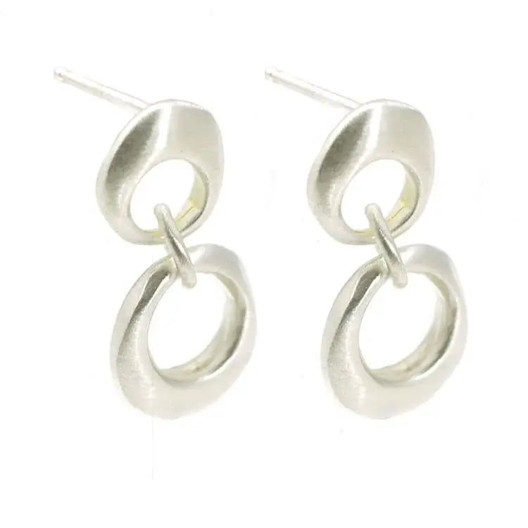 ladies earrings oval-Double Circle Silver Earring