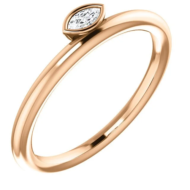 ladies rings signature-14KT GOLD .07 CTW DIAMOND ASYMMETRICAL STACKABLE RING