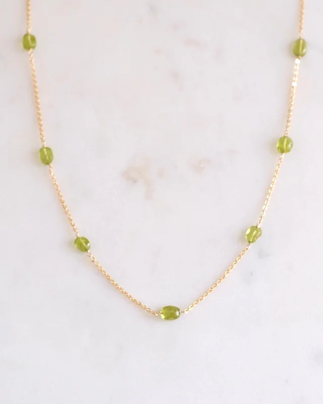 Ladies necklaces malachite drop -Peridot beaded Necklace